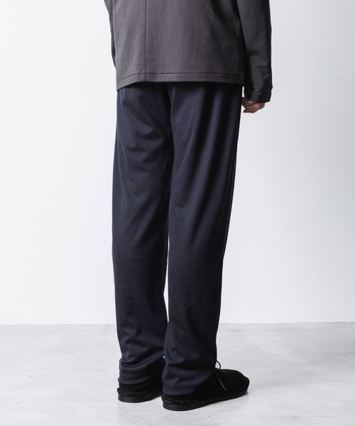 ATTACHMENT(アタッチメント)の「1/60 ウールスムース スリムフィット ラウンジトラウザーズ / 1/60 WOOL SMOOTH SLIM FIT LOUNGE TROUSERS(その他パンツ・メンズ・ネイビー/ブラック/キャメル・3/2/1)」の20枚目の写真