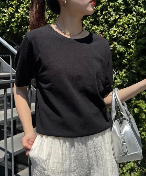 CIAOPANIC TYPY（チャオパニックティピー）の「【ひんやりニット】コンパクトドライタッチクルーニット（ニット/セーター・レディース・ブラック/サックスブルー/オフホワイト/ピンク/レッド/ネイビー/イエロー/ベージュ・ONE SIZE）」の15枚目の写真