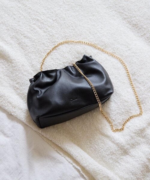 gemeil（ジェムイル）の「2wayギャザーチェーンバッグ(PT-233