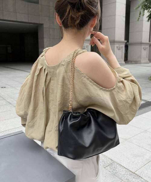 gemeil♡2wayギャザーチェーンバッグ gemeil 2wayギャザーチェーンバッグ Black - メルカリ