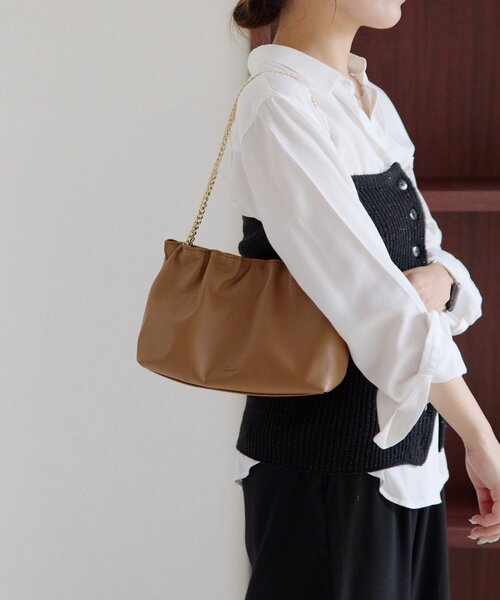 gemeil（ジェムイル）の「2wayギャザーチェーンバッグ(PT-233