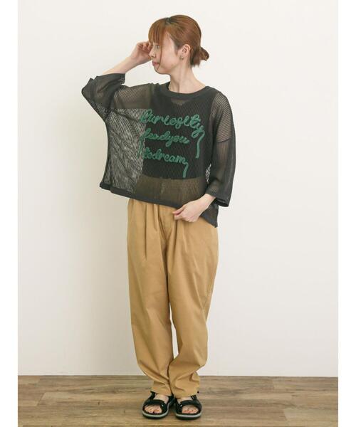 Samansa Mos2(サマンサ モスモス)の「テープロゴ刺繍ニットプルオーバー(ニット/セーター・レディース・ベージュ/キナリ/チャコールグレー/イエロー・F)」の21枚目の写真