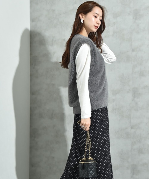 INTERPLANET（インタープラネット）の「フェザーベスト＋ロンＴ　ＳＥＴ（ベスト・レディース・チャコールグレー/ベージュ・FREE）」の16枚目の写真