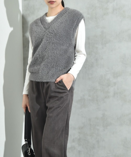 INTERPLANET（インタープラネット）の「フェザーベスト＋ロンＴ　ＳＥＴ（ベスト・レディース・チャコールグレー/ベージュ・FREE）」の20枚目の写真