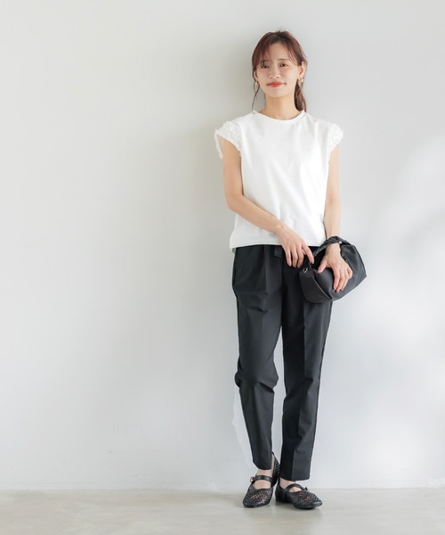 coca(coca)(コカ)の「肩フリルノースリーブTシャツ(Tシャツ/カットソー・レディース・ホワイト・M/L/S)」の3枚目の写真