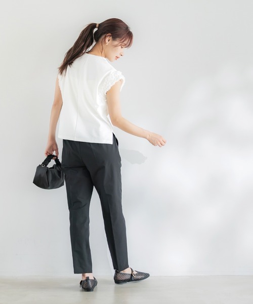coca(coca)(コカ)の「肩フリルノースリーブTシャツ(Tシャツ/カットソー・レディース・ホワイト・M/L/S)」の8枚目の写真