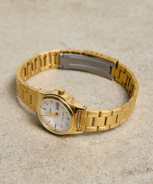 金色ケース ホワイト文字盤 アナログ時計 CASIO 腕時計 スタンダード アナログ メタルベルト ゴールド・コンビ