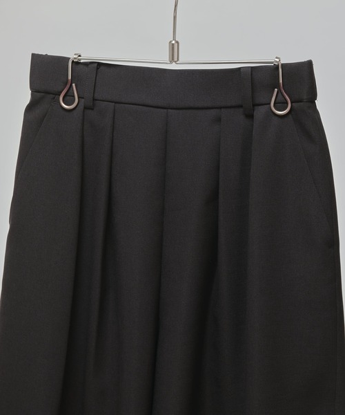 Lui's(ルイス)の「【MAY企画】コクーンタックワイドパンツ(スラックス・レディース・ブラック/グレー・36/38)」の19枚目の写真