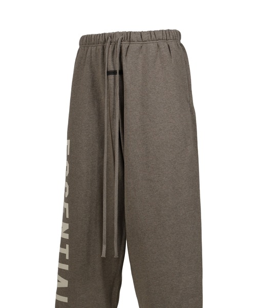 FOG ESSENTIALS（エフオージーエッセンシャルズ）の「LOUNGE FLEECE SWEATPANT（スウェットパンツ・メンズ・ブラウン/ブラック・SMALL/MEDIUM/X-SMALL/LARGE）」の4枚目の写真