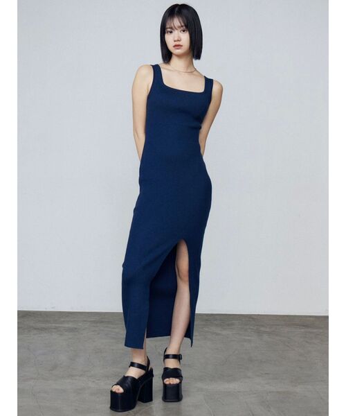 EMODA（エモダ）の「クロスバルキーフォームサンダル（サンダル・レディース・ブラック・SMALL/MEDIUM/LARGE）」の17枚目の写真