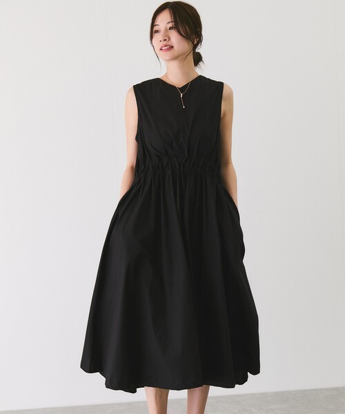 Jayro(ジャイロ)の「綿ブロードタックノースリワンピース(ワンピース・レディース・ネイビー/ブラック・M)」の7枚目の写真