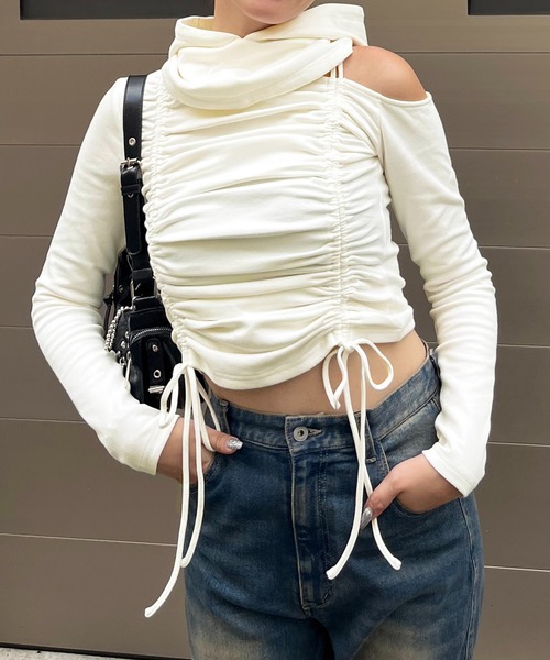 SPIRALGIRL（スパイラルガール）の「バラクラバ風アシメトップス（Tシャツ/カットソー・レディース・オフホワイト/ブラウン/ブラック・FREE）」の21枚目の写真