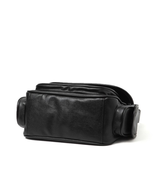 niko and...（ニコアンド）の「オリジナル6ポケットタッセルショルダーバッグ（ショルダーバッグ・レディース・ブラック/ベージュ/ダークブラウン・0）」の19枚目の写真