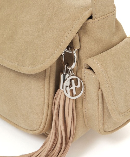 niko and...（ニコアンド）の「オリジナル6ポケットタッセルショルダーバッグ（ショルダーバッグ・レディース・ブラック/ベージュ/ダークブラウン・0）」の5枚目の写真