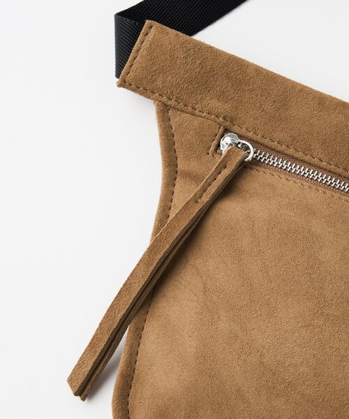 Whim Gazette(ウィムガゼット)の「【Hoaw.】レザーウエストポーチ(ボディバッグ/ウエストポーチ・レディース・ブラック/キャメル・FREE)」の7枚目の写真