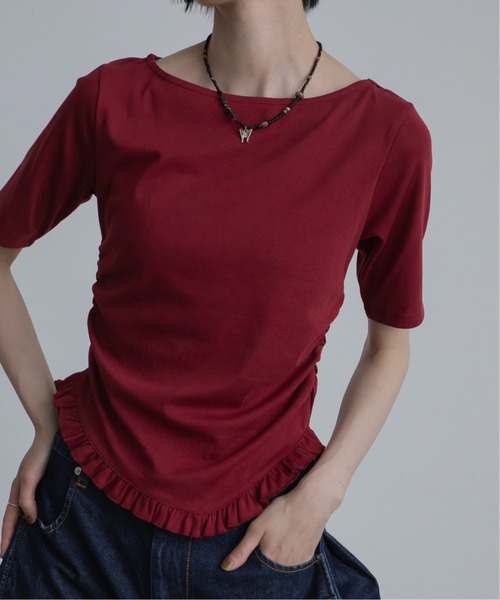 VACANCY(ヴァカンシー)の「アシンメトリーフリルヘムトップス(Tシャツ/カットソー・レディース・ホワイト/レッド/ブラック・FREE)」の3枚目の写真