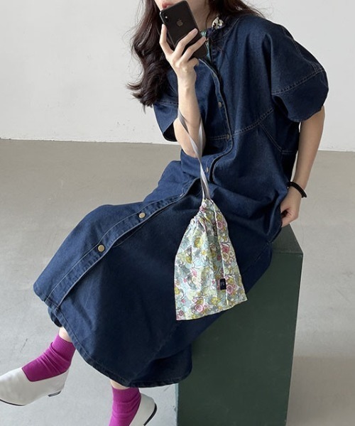FREE STYLISTS(フリー スタイリスト)の「YUGA_YGMC Lantern sleeve denim dress(ワンピース・レディース・インディゴブルー・FREE)」の4枚目の写真
