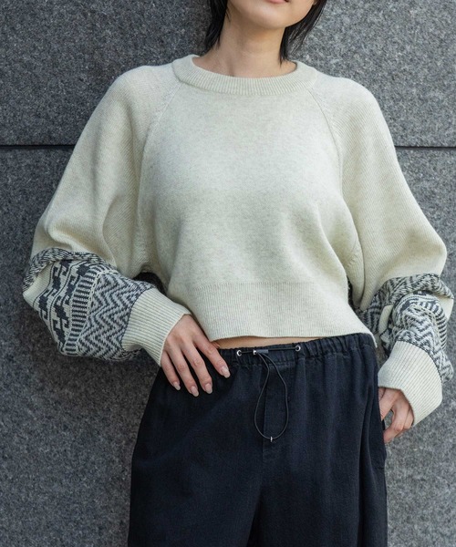 Munich(ミューニック)の「ノルディック柄ニットバックベルトプルオーバー(ニット/セーター・レディース・チャコールグレー/ボルドー/アイボリー・FREE)」の2枚目の写真