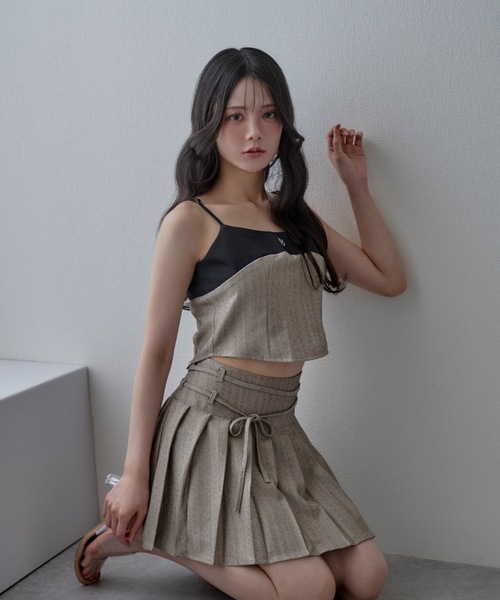 M DOLLY(エムドリー)の「*M DOLLY original* stripe camisole tops/ストライプキャミソールトップス(キャミソール・レディース・グレー/ベージュ・FREE)」の11枚目の写真