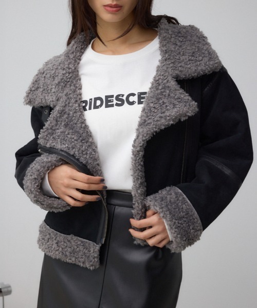 AZUL by moussy（アズールバイマウジー）の「フェイクレザー/スエード フェイクムートンジャケット（ブルゾン・レディース・ブラウン/ブラック/ブラック系その他2/ライトベージュ・SMALL/MEDIUM）」の2枚目の写真