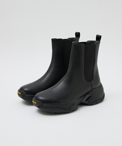 Au BANNISTER（オゥバニスター）の「【Vibram/ヴィブラムソール】サイドゴアブーツ（ブーツ・レディース・ブラック/ライトベージュ・S/M/L）」の2枚目の写真