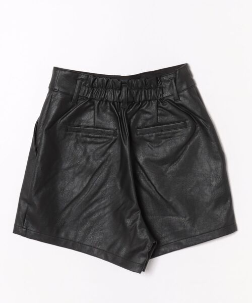 INGNI（イング）の「フェイクレザーショートパンツ（その他パンツ・レディース・ブラック/ブラウン・FREE）」の3枚目の写真