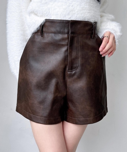 フェイクレザーショートパンツ（その他パンツ）｜INGNI（イング）の