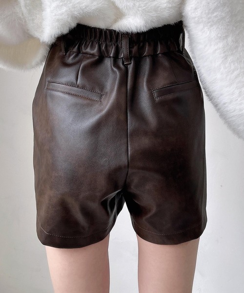 INGNI（イング）の「フェイクレザーショートパンツ（その他パンツ・レディース・ブラック/ブラウン・FREE）」の6枚目の写真