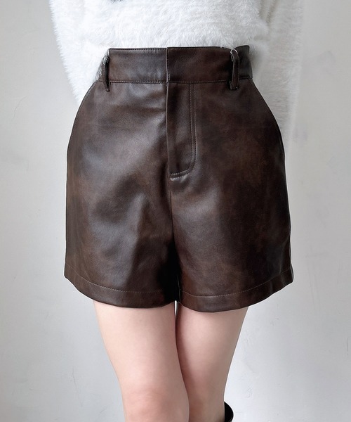 フェイクレザーショートパンツ（その他パンツ）｜INGNI（イング）の