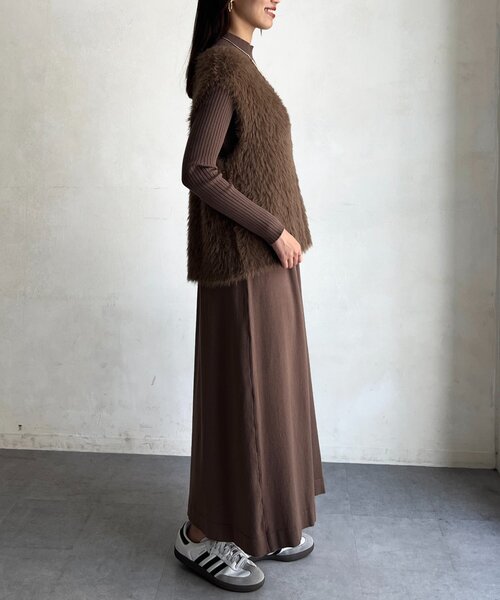 シャギーベスト×ニットワンピース（ワンピース）｜Chez toi