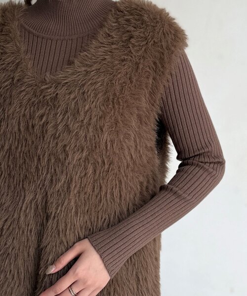 Chez toi（シェトワ）の「シャギーベスト×ニットワンピース（ワンピース・レディース・ブラック/グレー/チャコールグレー/ブラウン/ベージュ・FREE）」の19枚目の写真