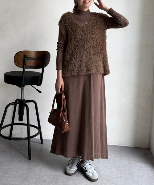 Chez toi（シェトワ）の「シャギーベスト×ニットワンピース（ワンピース・レディース・ブラック/グレー/チャコールグレー/ブラウン/ベージュ・FREE）」の17枚目の写真