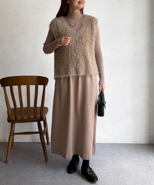 Chez toi（シェトワ）の「シャギーベスト×ニットワンピース（ワンピース・レディース・ブラック/グレー/チャコールグレー/ブラウン/ベージュ・FREE）」の13枚目の写真