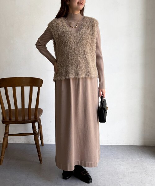 Chez toi（シェトワ）の「シャギーベスト×ニットワンピース（ワンピース・レディース・ブラック/グレー/チャコールグレー/ブラウン/ベージュ・FREE）」の6枚目の写真