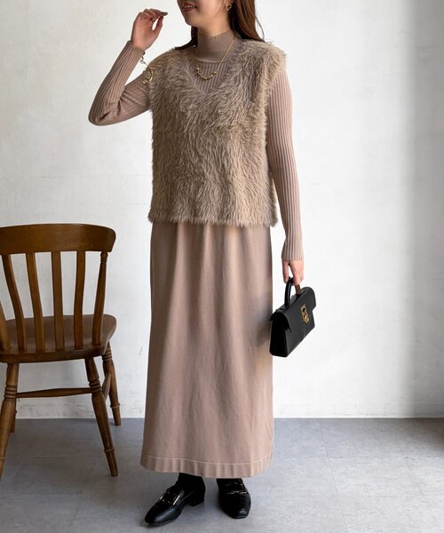 Chez toi（シェトワ）の「シャギーベスト×ニットワンピース（ワンピース・レディース・ブラック/グレー/チャコールグレー/ブラウン/ベージュ・FREE）」の7枚目の写真