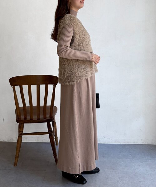 Chez toi（シェトワ）の「シャギーベスト×ニットワンピース（ワンピース・レディース・ブラック/グレー/チャコールグレー/ブラウン/ベージュ・FREE）」の8枚目の写真