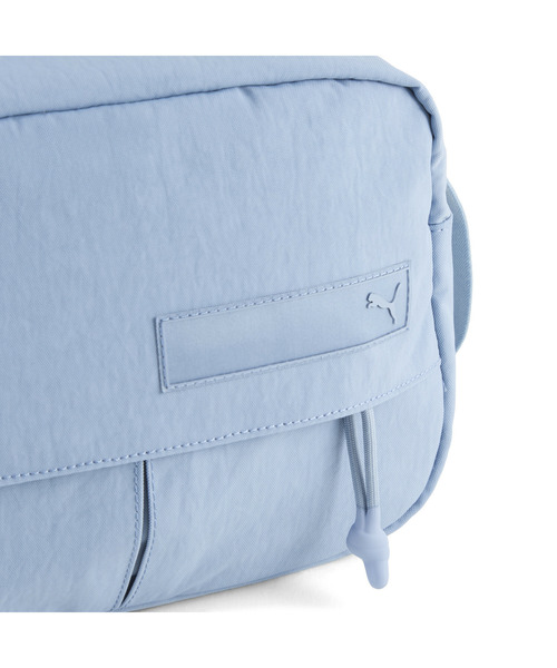 PUMA（プーマ）の「PUMA プーマ ユニセックス プーマ BL クロスボディー バッグ 6L（ショルダーバッグ・メンズ・サックスブルー・フリー）」の4枚目の写真