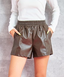 ウエストゴムフェイクレザーショートパンツ