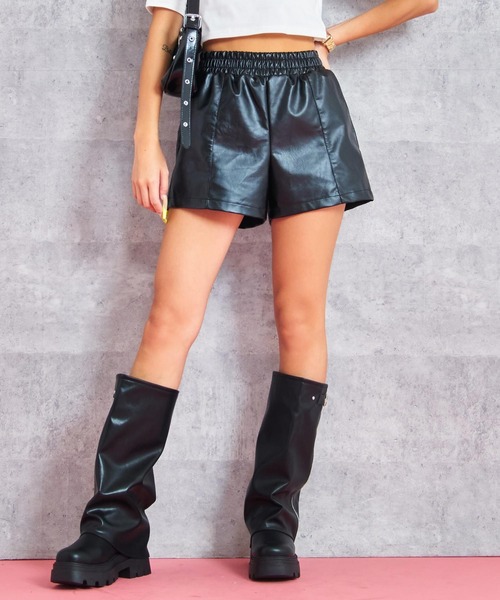 ウエストゴムフェイクレザーショートパンツ（その他パンツ）｜ANAP