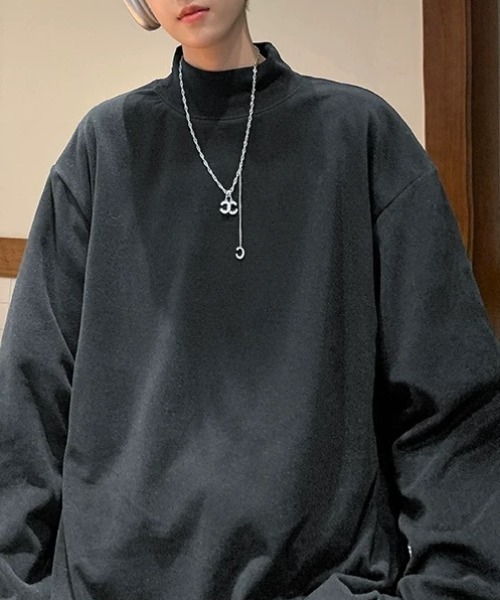 CELENA BEATS(セレナビーツ)の「オーバーサイズ モックネック ロング Tシャツ(Tシャツ/カットソー・メンズ・ホワイト/ブラック/グレー・M/L)」の3枚目の写真