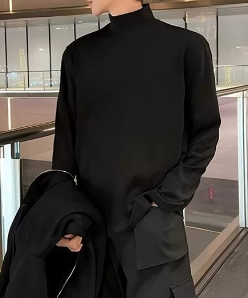 CELENA BEATS(セレナビーツ)の「オーバーサイズ モックネック ロング Tシャツ(Tシャツ/カットソー・メンズ・ホワイト/ブラック/グレー・M/L)」の1枚目の写真
