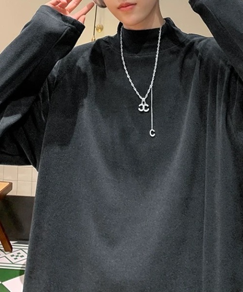 CELENA BEATS(セレナビーツ)の「オーバーサイズ モックネック ロング Tシャツ(Tシャツ/カットソー・メンズ・ホワイト/ブラック/グレー・M/L)」の14枚目の写真