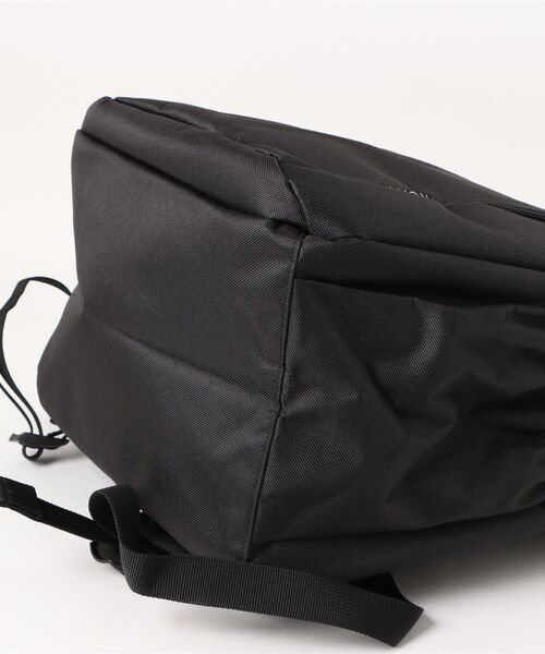 ROXY（ロキシー）の「ROXY/ロキシー バックパック GO OUT【A4対応】 撥水加工 保冷機能 RBG254301（バックパック/リュック・レディース・ブラック×ホワイト/ブラック×ブルー/ブラック×レッド・FREE）」の5枚目の写真