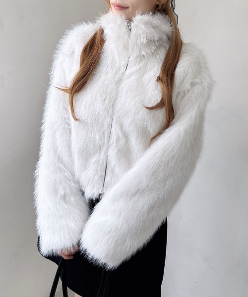 INGNI（イング）の「フロントジップスタンドカラーエコファーコート（ブルゾン・レディース・ブラック/ミックスグレー/アイボリー/ベージュ/ブラウン系8・M）」の21枚目の写真