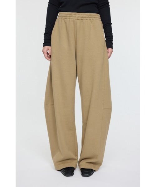 MOUSSY(マウジー)の「【再入荷&新色登場】CURVE LINE SWEAT PANTS / カーブラインスウェット(スウェットパンツ・レディース・杢グレー/ライトブラック/ベージュ・2/1)」の3枚目の写真