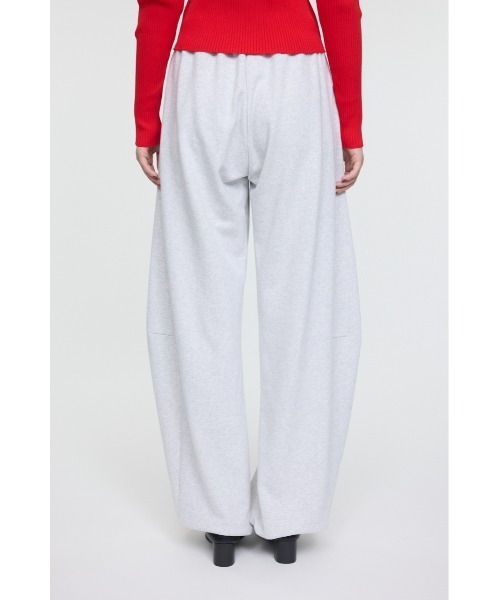 MOUSSY(マウジー)の「【再入荷&新色登場】CURVE LINE SWEAT PANTS / カーブラインスウェット(スウェットパンツ・レディース・杢グレー/ライトブラック/ベージュ・2/1)」の9枚目の写真