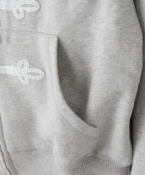 U by SPICK&SPAN(ユーバイスピックアンドスパン)の「OPEN YY/オープンワイワイ LOOP BUTTON EFFECT HOODIE(パーカー・レディース・ライトグレー・MEDIUM)」の5枚目の写真