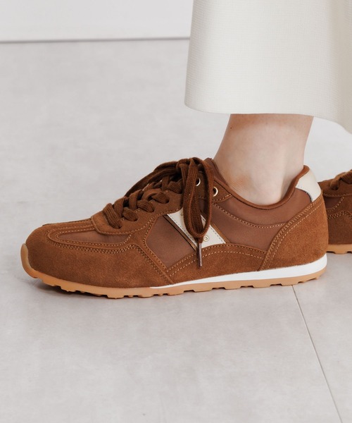 HIMIKO（ヒミコ）の「【HIMIKO】フラットスエードコンビスニーカー/657302（スニーカー・レディース・ブラック/ブラウン/グレー/ブルー・22.5cm/22.0cm/25.5cm/25.0cm/24.5cm/24.0cm/23.5cm/23.0cm/26.0cm）」の21枚目の写真