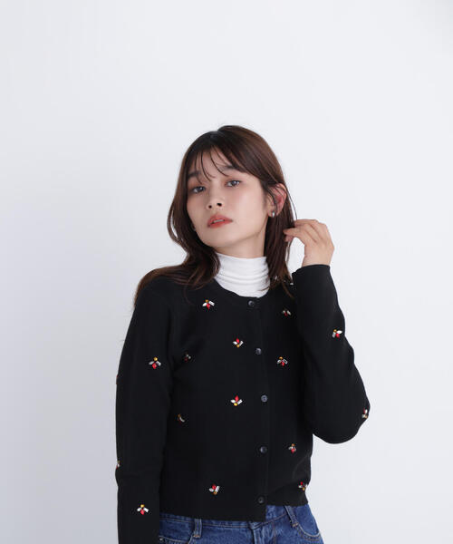 NATURAL BEAUTY BASIC(ナチュラルビューティーベーシック)の「◇ビジューニットジャケット(カーディガン/ボレロ・レディース・ブルー/オフホワイト/ブラック・FREE)」の10枚目の写真