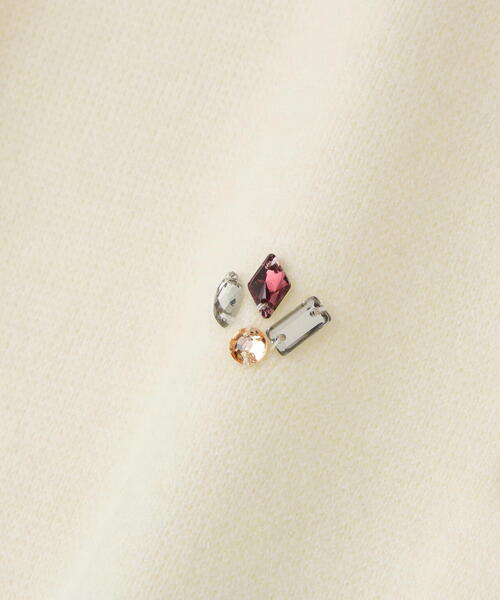 NATURAL BEAUTY BASIC（ナチュラルビューティーベーシック）の「◇ビジューニットジャケット（カーディガン/ボレロ・レディース・ブルー/オフホワイト/ブラック・FREE）」の17枚目の写真